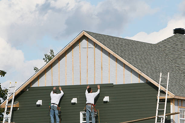 Professional Emergency Siding Repair technician working in Middlefield, CT